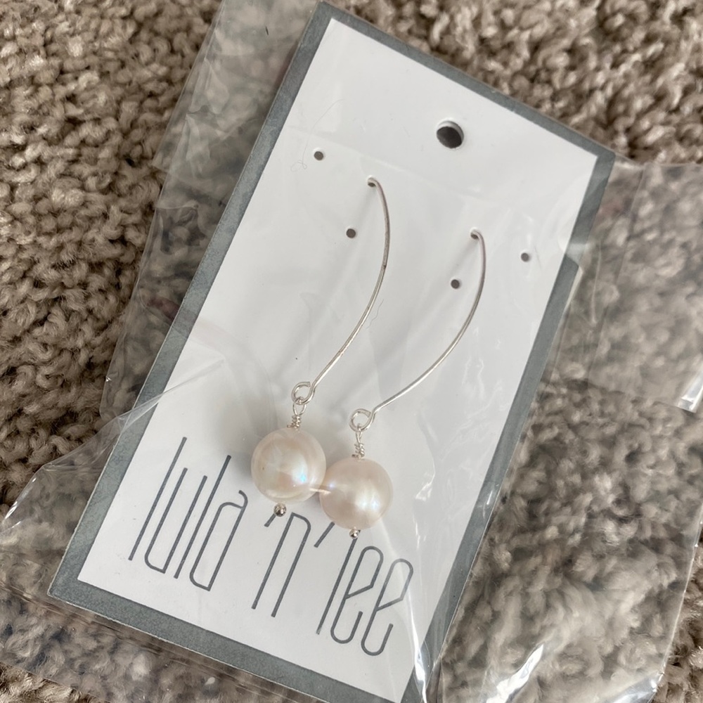 Lula n Lee Freshwater pearl dangle earrings silver